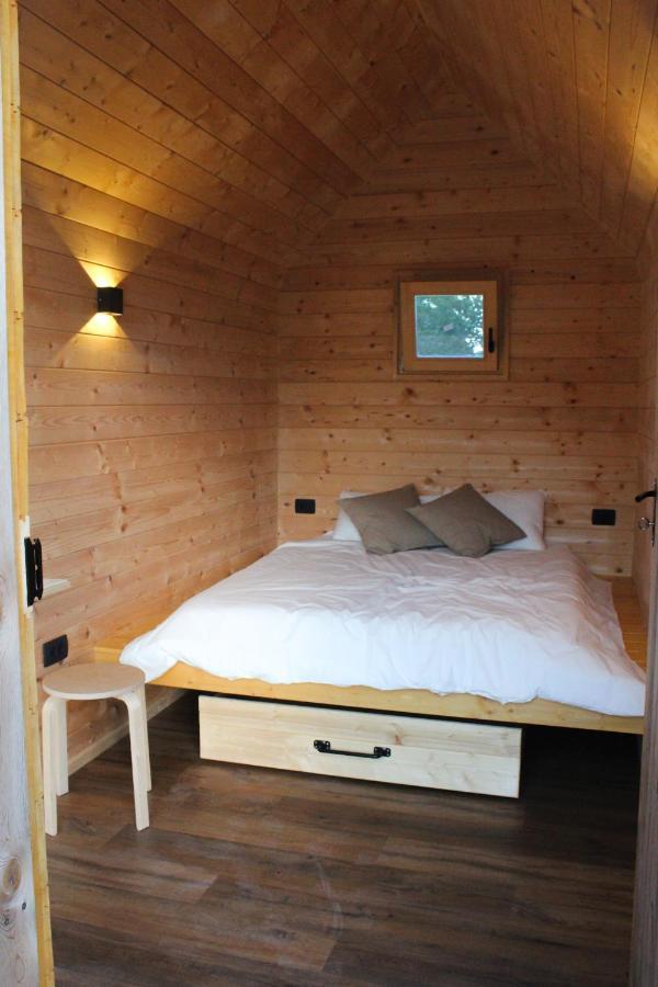 Hiska-Glamping Hotel Ajdovščina Kültér fotó