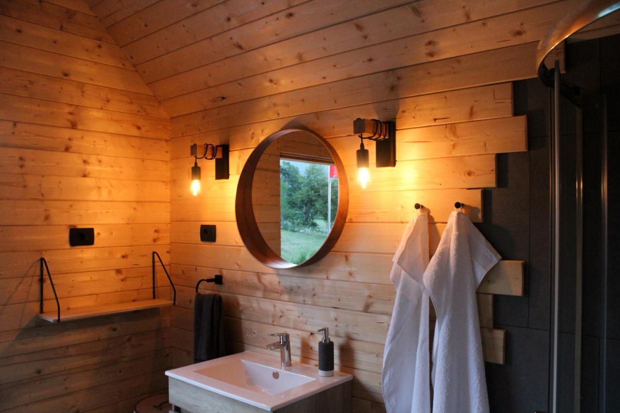 Hiska-Glamping Hotel Ajdovščina Kültér fotó