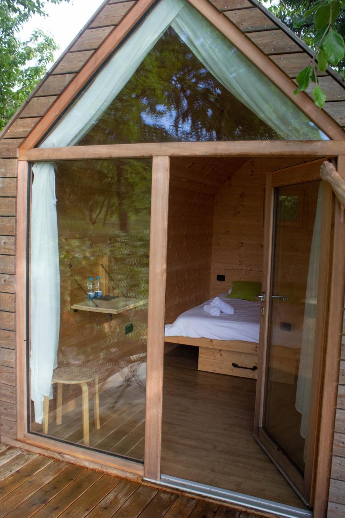 Hiska-Glamping Hotel Ajdovščina Kültér fotó