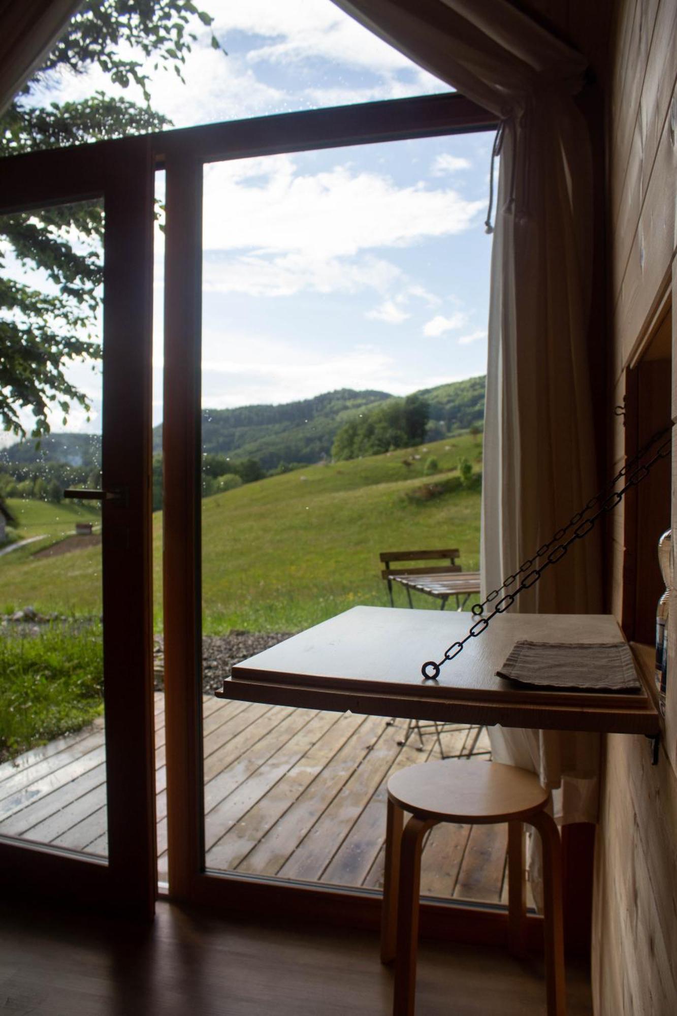 Hiska-Glamping Hotel Ajdovščina Kültér fotó